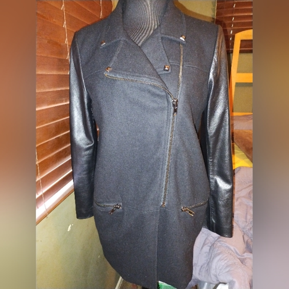 Line & Dot Pearl Jam Motorcycle Coat Size Medium
